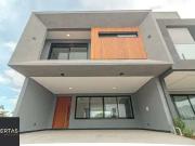 Casa / Sobrado em Condomínio para Venda em Porto...