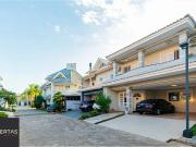 Casa / Sobrado em Condomínio para Venda em Porto...