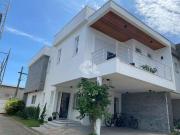 Casa / Sobrado em Condomínio para Venda em Porto...