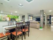 Casa / Sobrado em Condomínio para Venda em Porto...