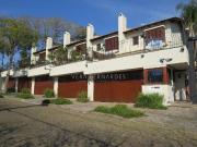 Casa / Sobrado em Condomínio para Venda em Porto...