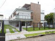 Casa / Sobrado em Condomínio para Venda em Porto...