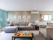 Casa / Sobrado em Condomínio para Venda em Porto...