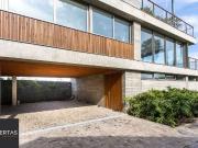 Casa / Sobrado em Condomínio para Venda em Porto...
