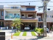 Casa / Sobrado em Condomínio para Venda em Porto...