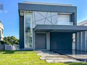 Casa / Sobrado em Condomínio para Venda em Porto...