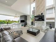 Casa / Sobrado em Condomínio para Venda em Porto...