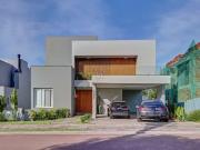 Casa / Sobrado em Condomínio para Venda em Porto...