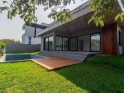 Casa / Sobrado em Condomínio para Venda em Porto...