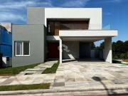 Casa / Sobrado em Condomínio para Venda em Porto...