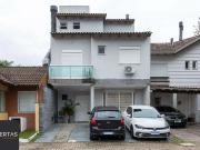 Casa / Sobrado em Condomínio para Venda em Porto...