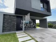 Casa / Sobrado em Condomínio para Venda em Porto...