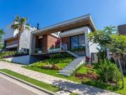 Casa / Sobrado em Condomínio para Venda em Porto...