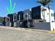 Casa / Sobrado em Condomínio para Venda em Porto Belo/SC...