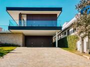 Casa / Sobrado em Condomínio para Venda em Porto...