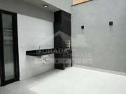 Casa / Sobrado em Condomínio para Venda em Praia...