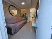 Casa / Sobrado em Condomínio para Venda em Praia...