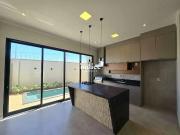 Casa / Sobrado em Condomínio para Venda em Ribeirão...