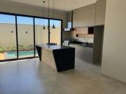 Casa / Sobrado em Condomínio para Venda em Ribeirão...