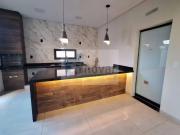 Casa / Sobrado em Condomínio para Venda em Ribeirão...