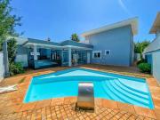 Casa / Sobrado em Condomínio para Venda em Ribeirão...