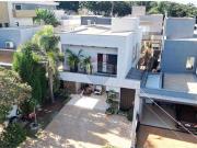 Casa / Sobrado em Condomínio para Venda em Ribeirão...