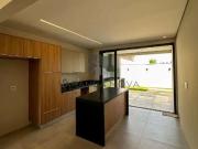 Casa / Sobrado em Condomínio para Venda em Ribeirão...