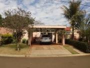 Casa / Sobrado em Condomínio para Venda em Ribeirão...