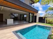 Casa / Sobrado em Condomínio para Venda em Ribeirão...