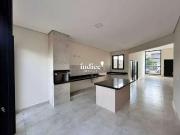 Casa / Sobrado em Condomínio para Venda em Ribeirão...