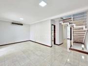 Casa / Sobrado em Condomínio para Venda em Ribeirão...