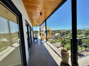 Casa / Sobrado em Condomínio para Venda em Rio das...