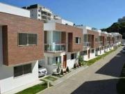 Casa / Sobrado em Condomínio para Venda em Rio de...