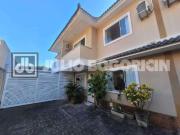 Casa / Sobrado em Condomínio para Venda em Rio de...