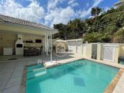 Casa / Sobrado em Condomínio para Venda em Rio de...
