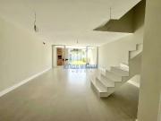 Casa / Sobrado em Condomínio para Venda em Rio de...