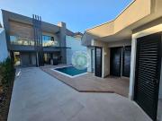 Casa / Sobrado em Condomínio para Venda em Rio de...