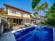 Casa / Sobrado em Condomínio para Venda em Rio de...