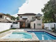Casa / Sobrado em Condomínio para Venda em Rio de...