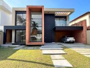 Casa / Sobrado em Condomínio para Venda em Rio de...