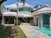 Casa / Sobrado em Condomínio para Venda em Rio de...