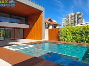 Casa / Sobrado em Condomínio para Venda em Rio de...