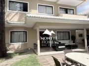 Casa / Sobrado em Condomínio para Venda em Rio de...