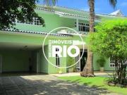 Casa / Sobrado em Condomínio para Venda em Rio de...