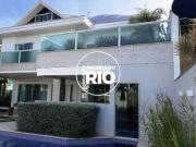Casa / Sobrado em Condomínio para Venda em Rio de...