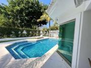 Casa / Sobrado em Condomínio para Venda em Rio de...