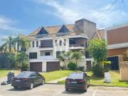 Casa / Sobrado em Condomínio para Venda em Rio de...