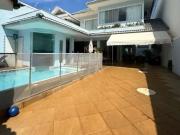 Casa / Sobrado em Condomínio para Venda em Rio de...