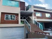 Casa / Sobrado em Condomínio para Venda em Rio de...