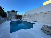 Casa / Sobrado em Condomínio para Venda em Rio de...